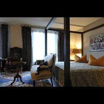 Ambiance Rivoli 4*
