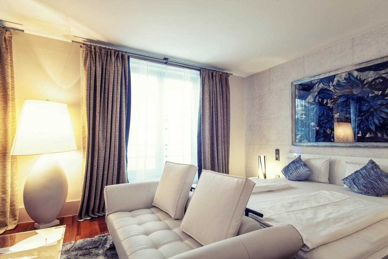 Ambiance Rivoli Hotel 4*